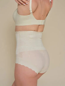 NuForme Gentle Shaping Underwear Nuage
