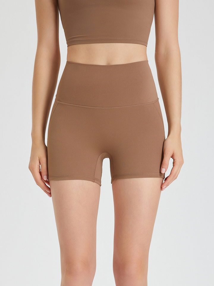 Short Commando Chic