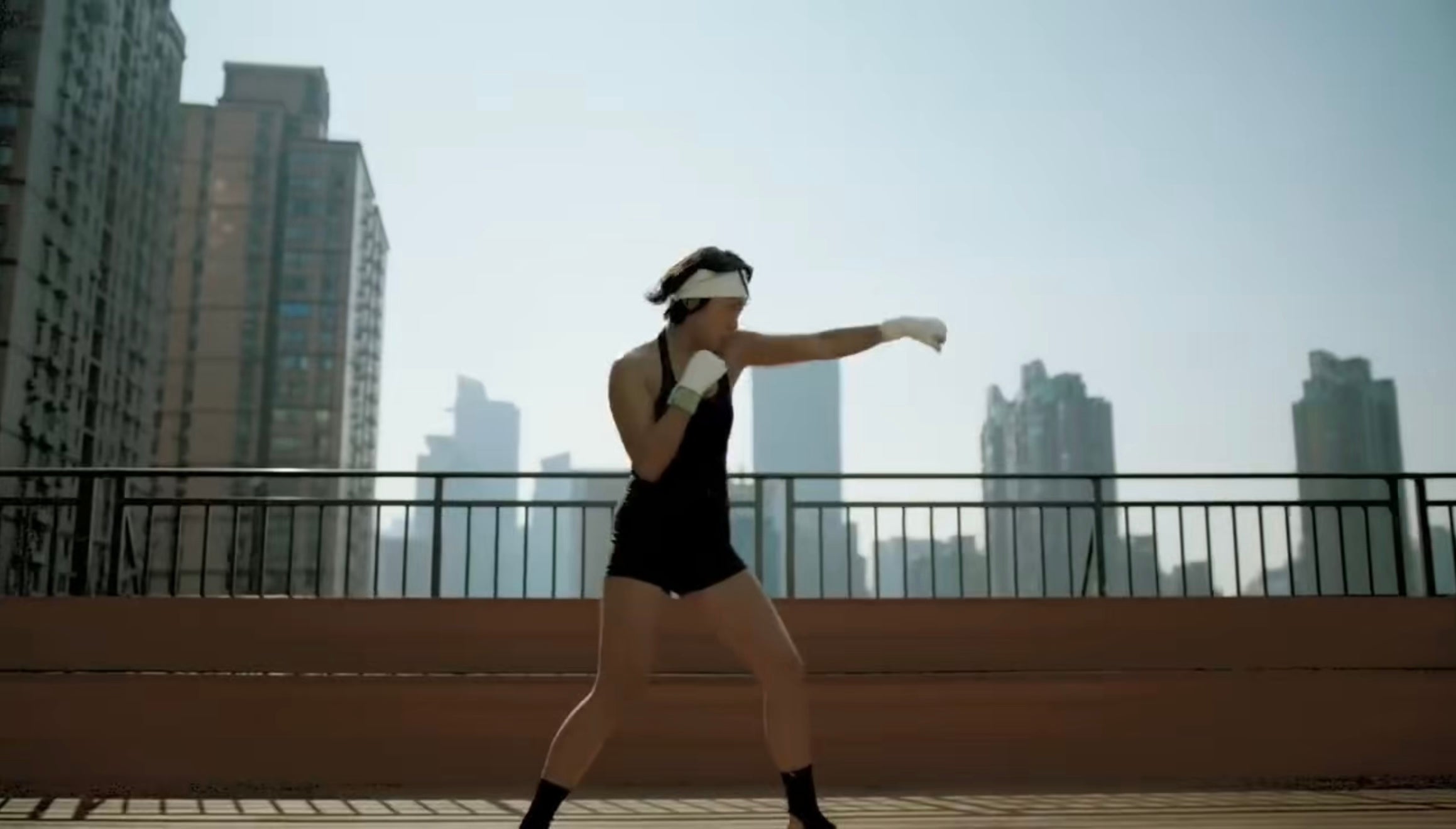 Boxing girl is wearing Nuage uunderwear