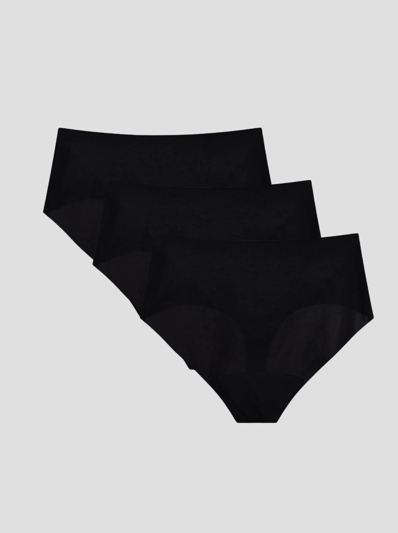 NuCloud High Waist Thong 3-pack in black, seamless, breathable ice silk fabric with 100% cotton gusset, high-waisted and lightweight design